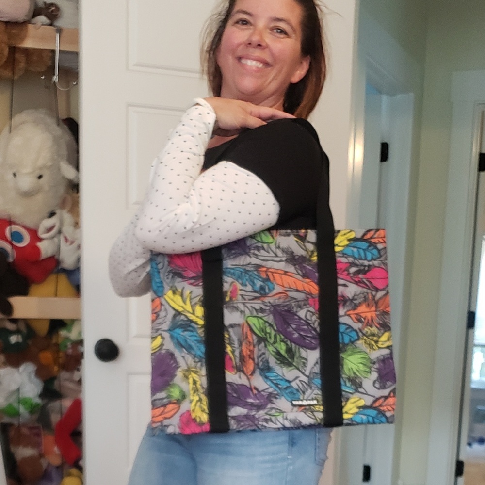 YakPak Tote Bag - Cool multi-color feather design